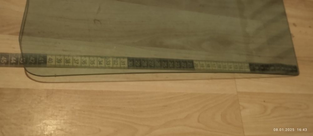 Заднее правое стекло Toyota Camry