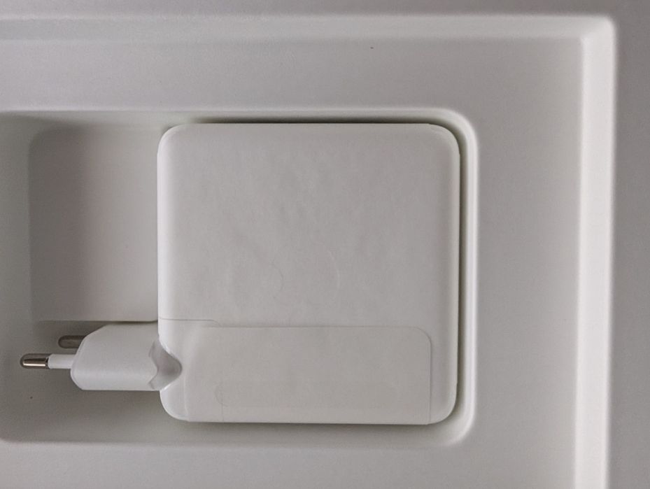 MacBook M1 Pro 13" 32Gb 1Tb