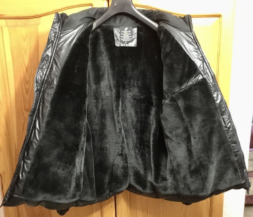 Куртка зимняя.  .