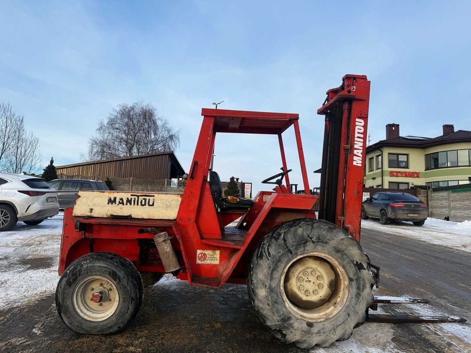 wózek widłowy terenowy MANITOU MB26NC 2600kg 3.60m Case FORD automat