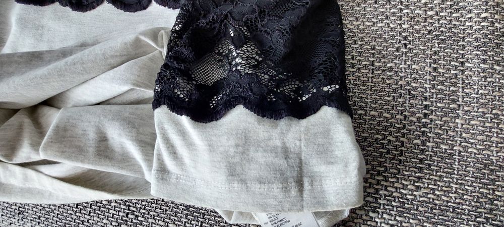 Tshirt bluzka biała z koronką H & M bawełna roz Mz koronką