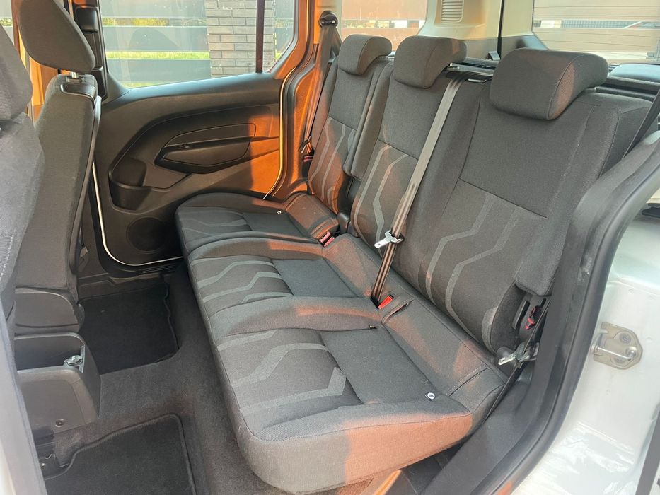 Ford Toureno Connect 2015r
