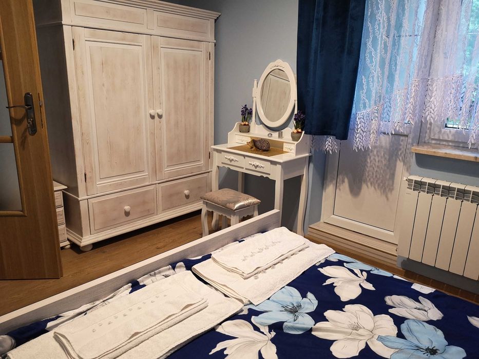 Domek całoroczny+sauna, doba 400zł/2os + 50zł/kolejna os. Max 6 os.