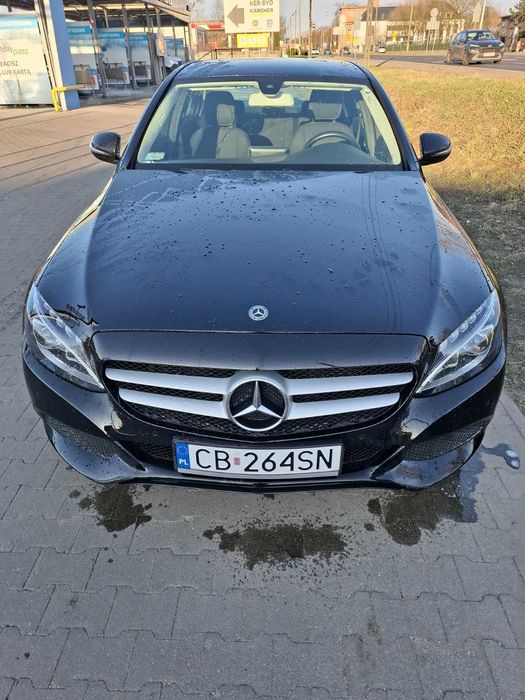Sprzedam MERCEDES-BENZ. Klasa C  180 W 205
