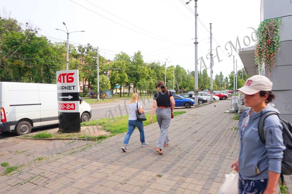 Продаж ліквідного магазину біля м.Палац спорту Харків