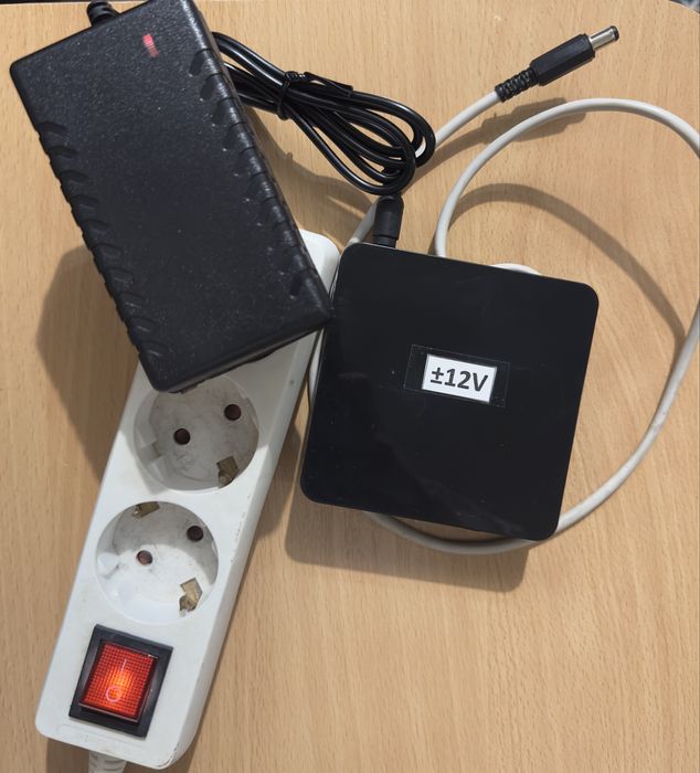 Зарядний  пристрій / адаптер 12.6V  3A  Li-ion
