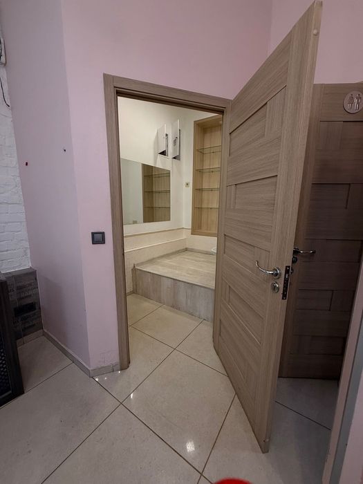 Приміщення в центрі під салон краси/барбершоп / стоматологію