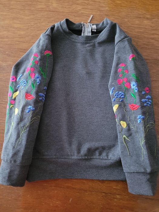 Продам світшот для дівчинки р.122 українського бренду Меrezhka