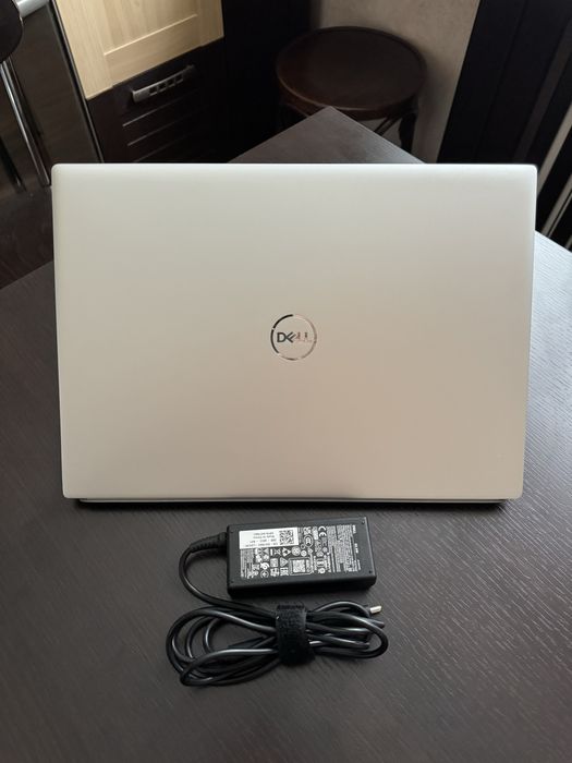 Dell inspiron 16 5620/ i5-1235U/ 8GB/ 512GB SSD/ Гарний стан
