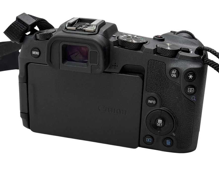 Aparat Canon EOS RP przebieg 3695