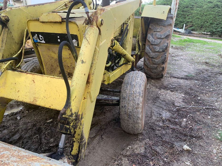 Pa carregadora Ford Mafra