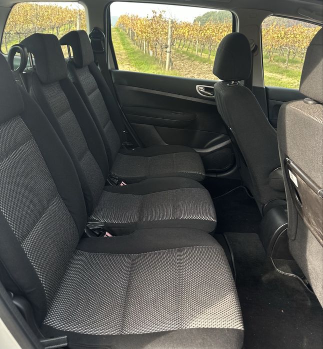 Peugeot 307 SW 1.6HDI NAVTEQ 7 Lugares