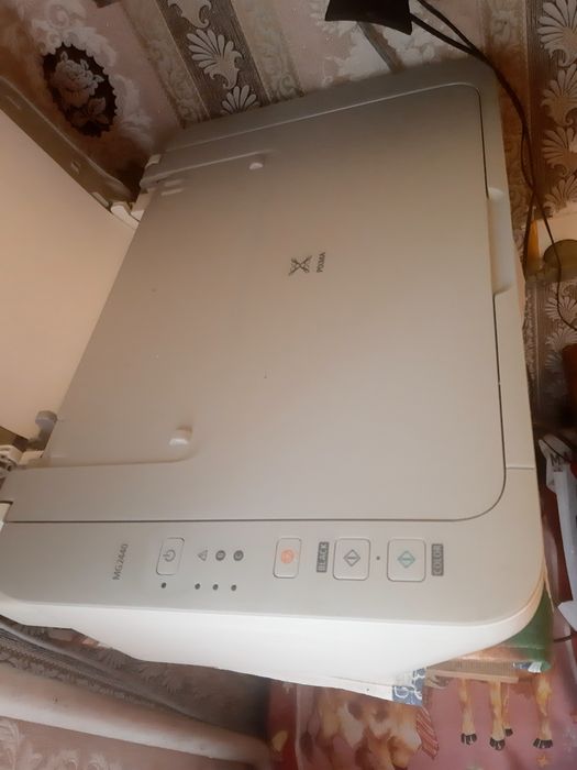 Продам принтер ксерокс   Canon MG2440