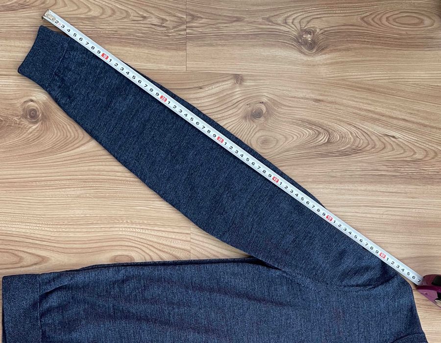 Sweter wełniany Hugo Boss - M