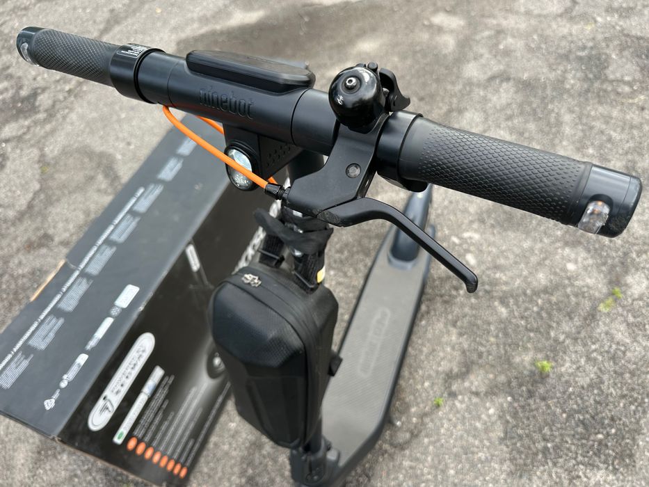Електросамокат SEGWAY Ninebot E2 PRO Перший власник!