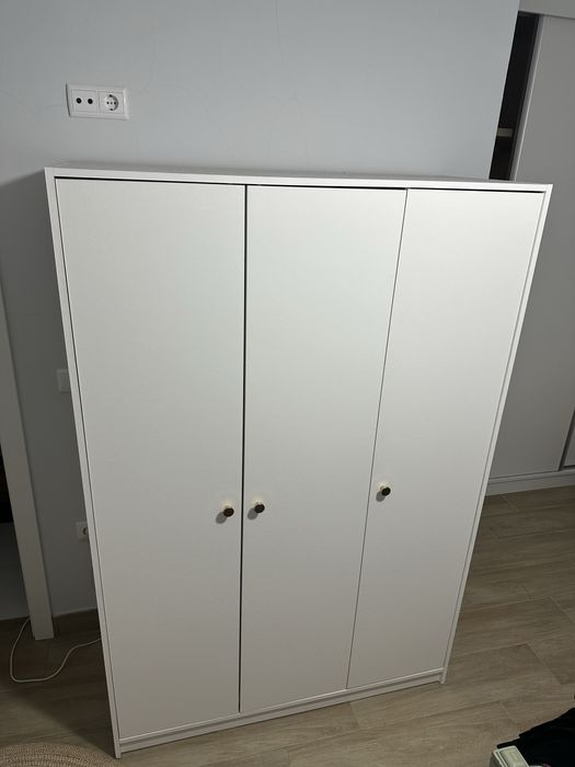 Roupeiro IKEA Branco