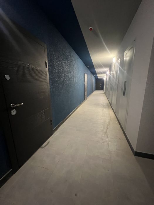 Продам 3к квартиру в Києві біля ТРЦ Ретровіль!