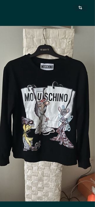 Свитер женский MOSCHINO
