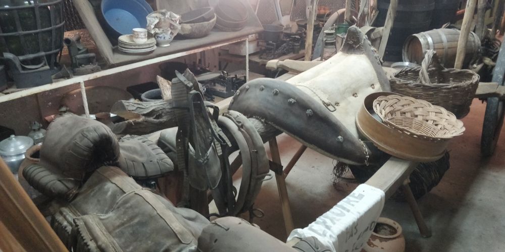 Utensílios Agrícolas Antigos - Decoração / Museu