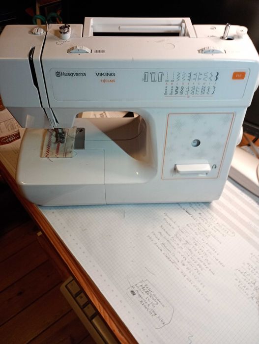 Sprzedam maszynę do szycie HUSQVARNA Viking H/Class,model E10