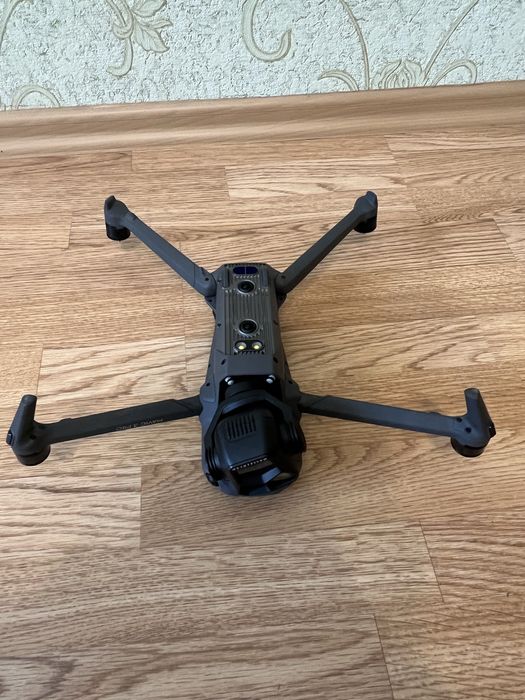 Продам Mavic 3про