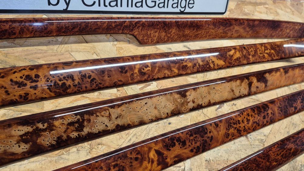 AUDI A4 B5(8D)-Frisos madeira- RAIZ DE NOGUEIRA -RAROS: Versão de LUXO