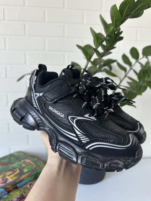 Кросівки дівчаткам стильні , легкі та зручні 34 35 36