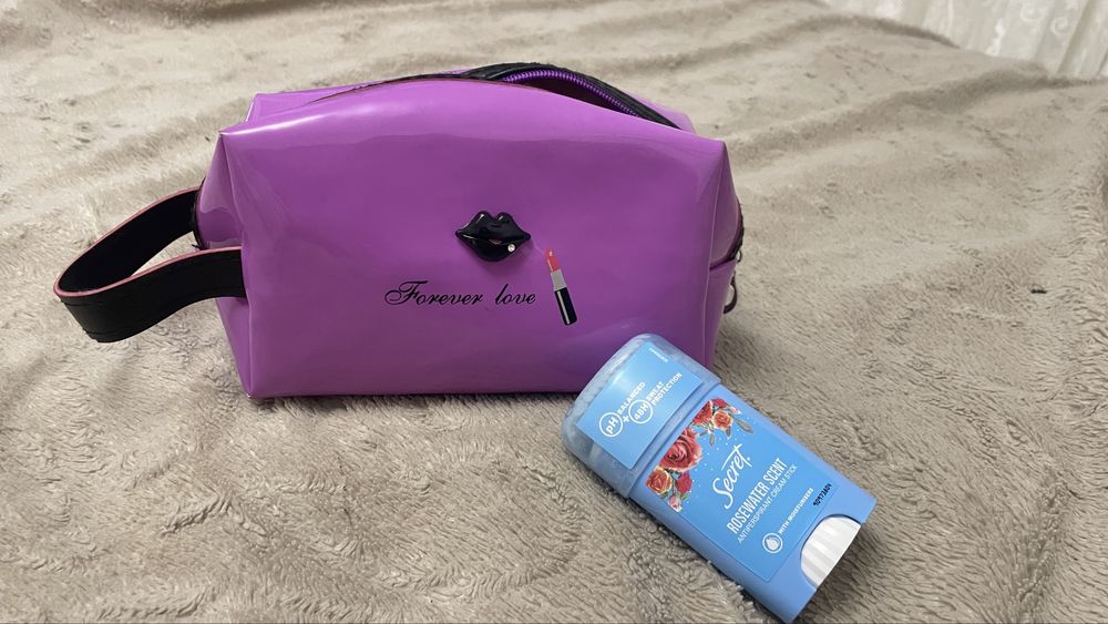 Лакова косметичка валізка