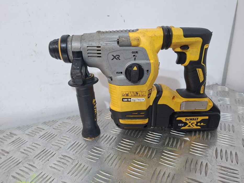 Перфоратор акумуляторний DeWALT DCH283