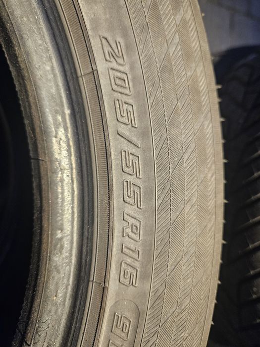 Opony Yokohama BlueEarth Winter V905 205/55 R16, 2019