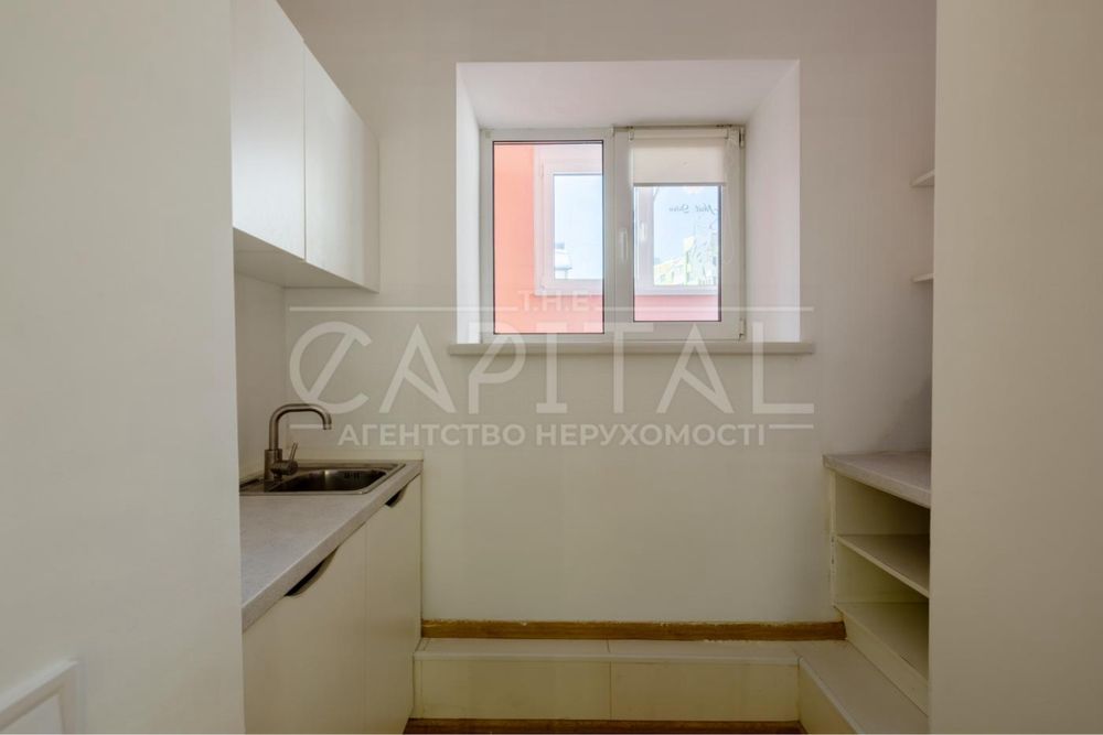 Продаж салону краси Ірпінь центр 58 м2 генератор