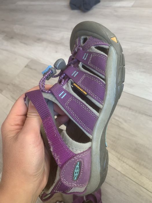 Сандалі keen 35