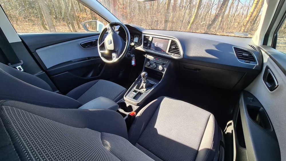 Wynajem Seat Leon 2018 (Kombi) - ekonomiczny i dynamiczny