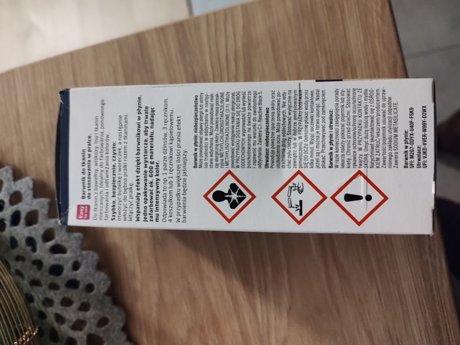 Barwnik do ubrań tkanin Simplicol ciemny granat