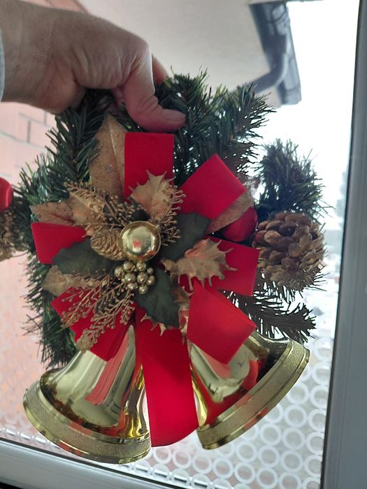 Dekoracje na drzwi z dzwonkami