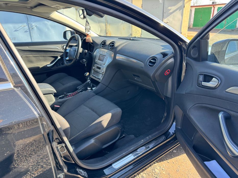 Ford Mondeo 2.0 Titanium stan idealny convers alu