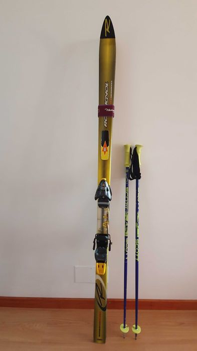 Skis Rossignol e Bastões Scott