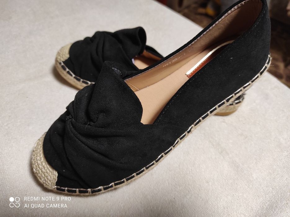 Еспадрильї жіночі