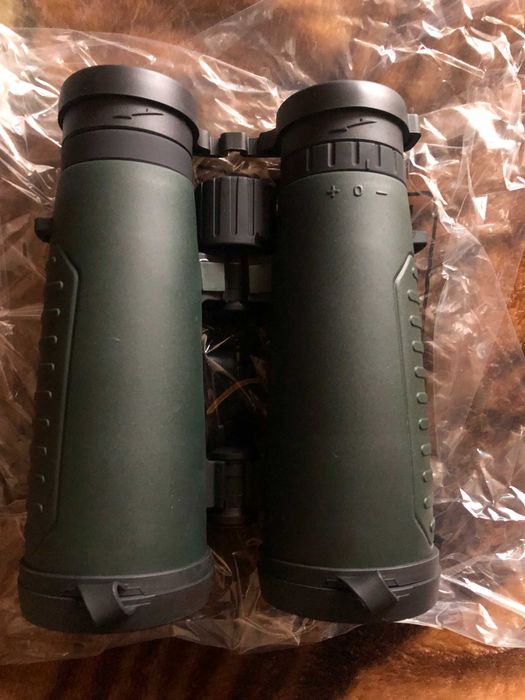Бінокль Bushnell Excursion 10*42