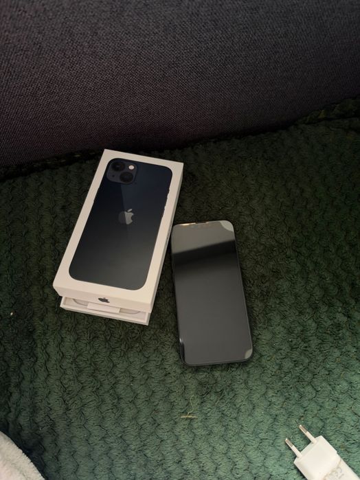 iPhone 13, kondycja baterii 87%