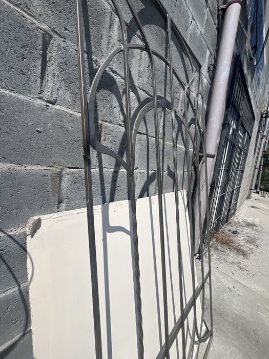 Кованная решетка  для  оконных витражей