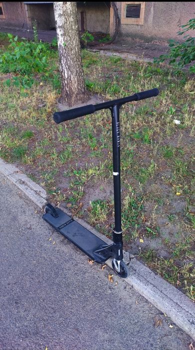 Трюковой самокат movino black mamba