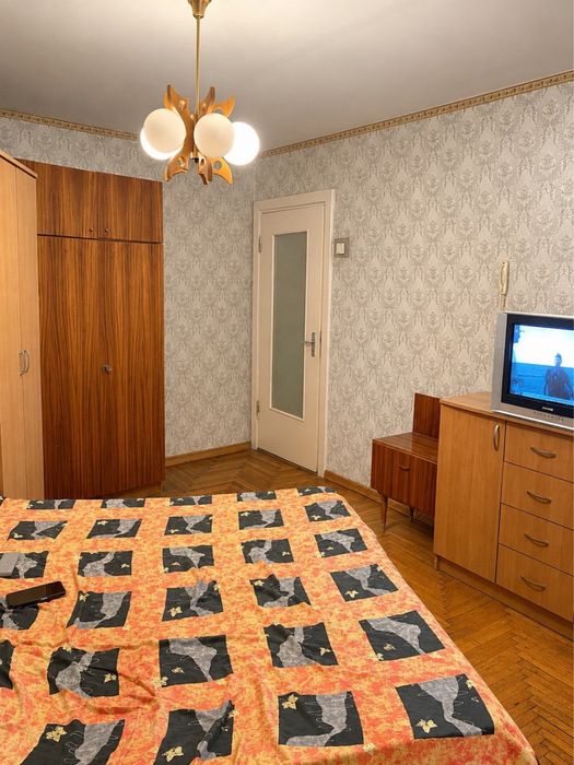 Продаж 4- х кімнатної квартири вул. 128 Бригади