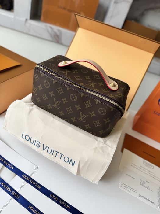 Косметичка Louis Vuitton жіноча, женская косметичка луи витон, купить косметичку
