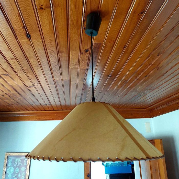 Candeeiro de Teto em Pele Natural | Estilo Rústico