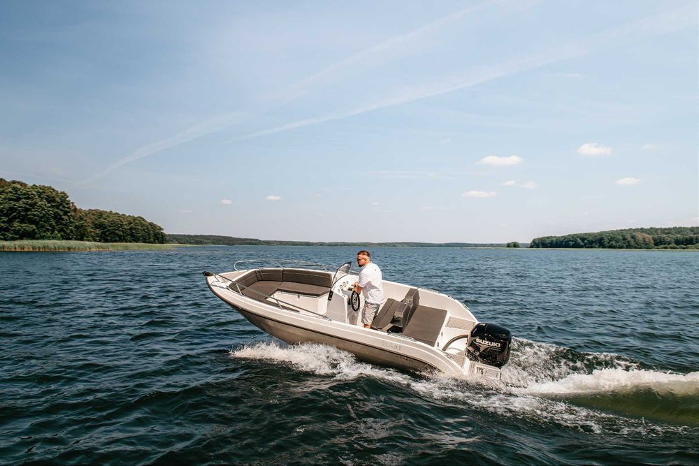 Łódź motorowa Giant 530 Sport Szymański Boats