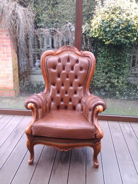 Fotel Ludwik Rzeźbiony Skóra Antyk