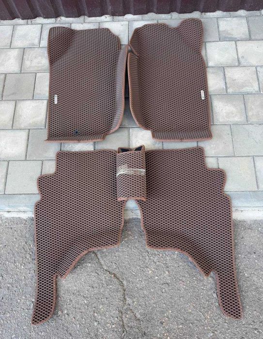 Коврики в салон ЄВА  ЕВА EVA 3D борти Toyota hilux 98- нові ЗНИЖКА