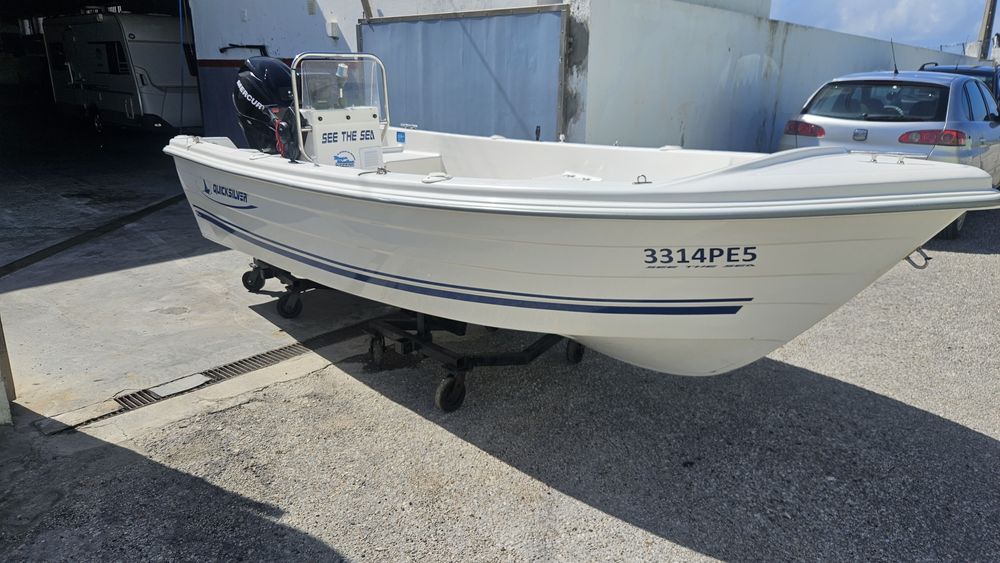 Lancha Quicksilver 440
