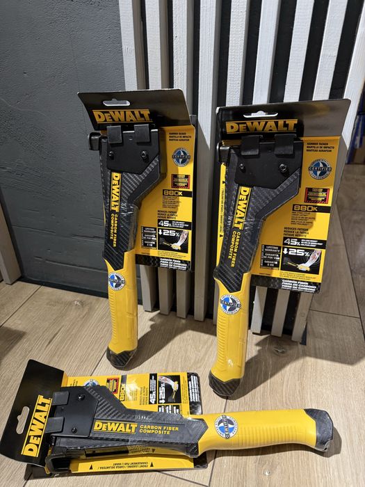 Ударний степлер DeWALT DWHT75900